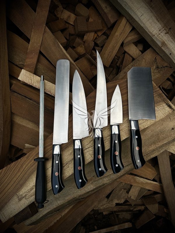 Master Chef III- Stainless Steel Japanese Knife Set – Razor Sharp Blades-Perfect for Kitchen use.